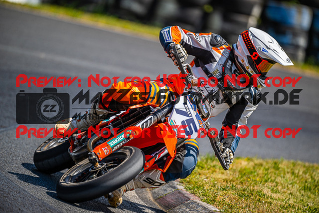 MaZZes_FotoMatrix_220529_8959 | Fotograf Mathias Schmid
Sportfotograf,
Eventfotograf,
Hochzeitsfotograf,
Portraitfotograf