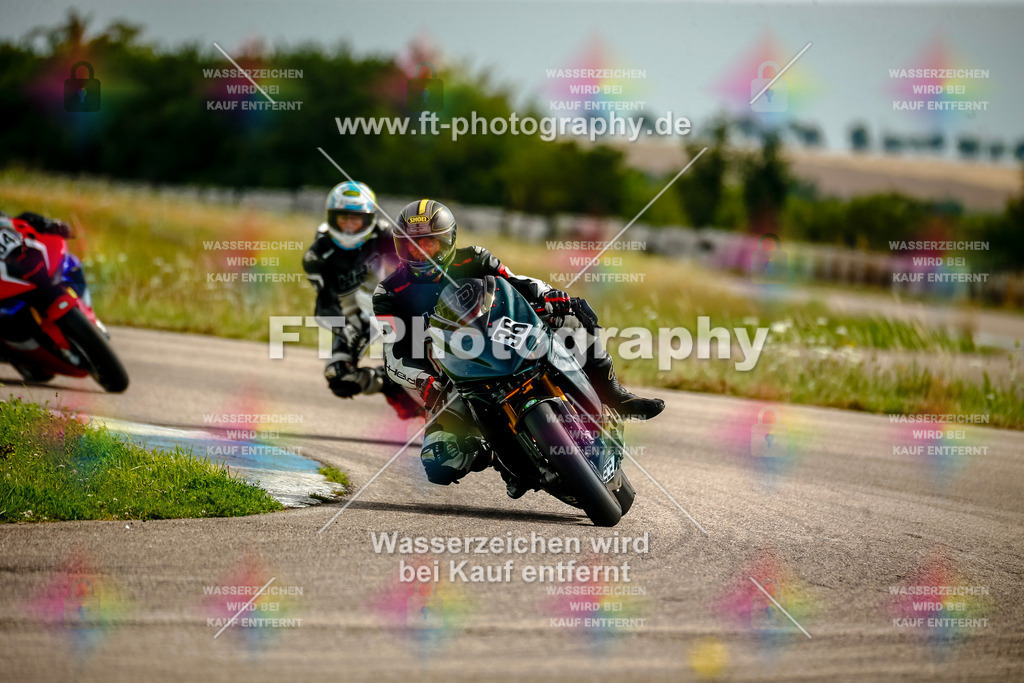 Chambley Juli-2440 | Hier findet Ihr Bilder von Touristenfahrten auf der Nürburgring Nordschleife oder von anderen Veranstaltungen die ich besucht habe. Viel Spass beim Durch Schauen 