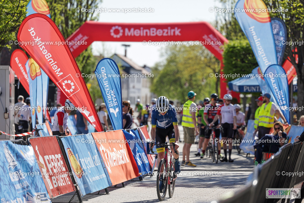 VJ__5333 | Neusiedlersee Radmarathon 2026@sportshot_your_pictrs #yourpictures#roadtowm2029 #nrm #neusiedlerseeradmarathon #neusiedlersee #neusiedlerseetourismus #burgenland #mörbisch #nrm26 #burgenlandtourismus #voglundco #poweredbyburgenlandtourismus #radsport #rad #marathon #ucigranfondo #visitburgenland #ucigranfondoworldseries