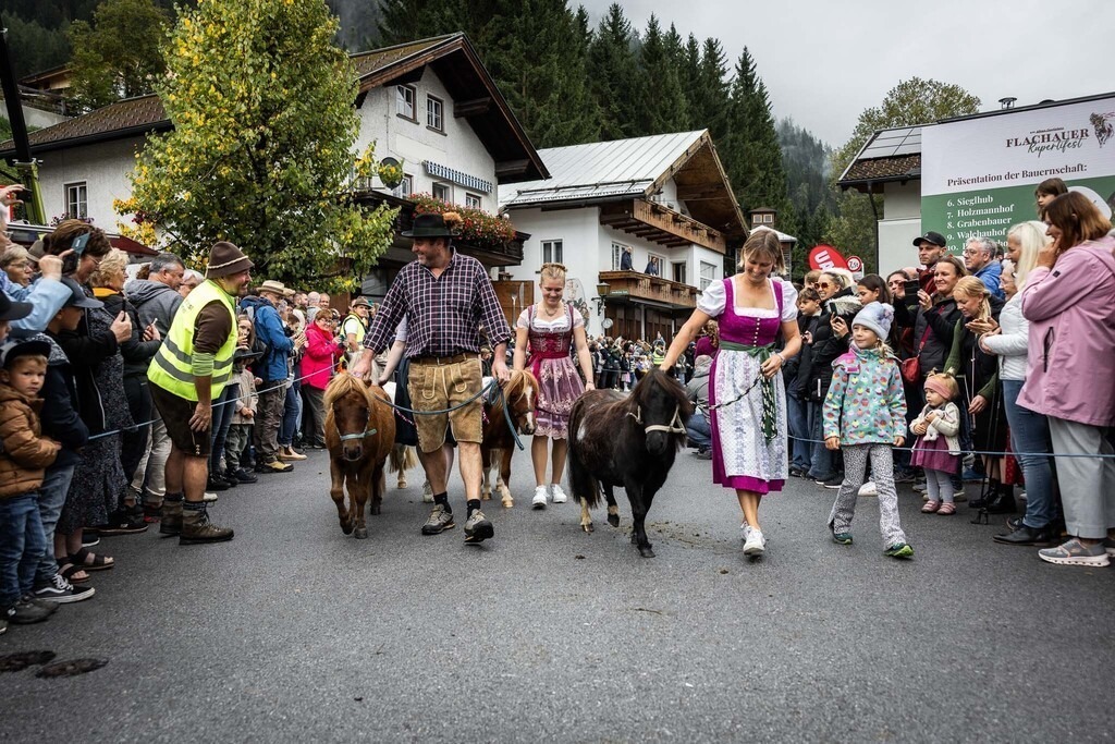 Rupertifest_Flachau_2k25_Webauflösung-207 | Bildershop Chri Fischbacher - Realisiert mit Pictrs.com