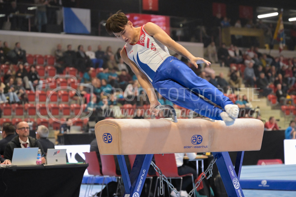Schweizer Meisterschaften Kunstturnen Mannschaften Männer (B) - 22. November 2025 | Schweizer Meisterschaften Kunstturnen Mannschaften Männer (B)AXA Arena, WinterthurBild: Sportfotografie Markus Aeschimann | www.markus-aeschimann.ch - Realisiert mit Pictrs.com