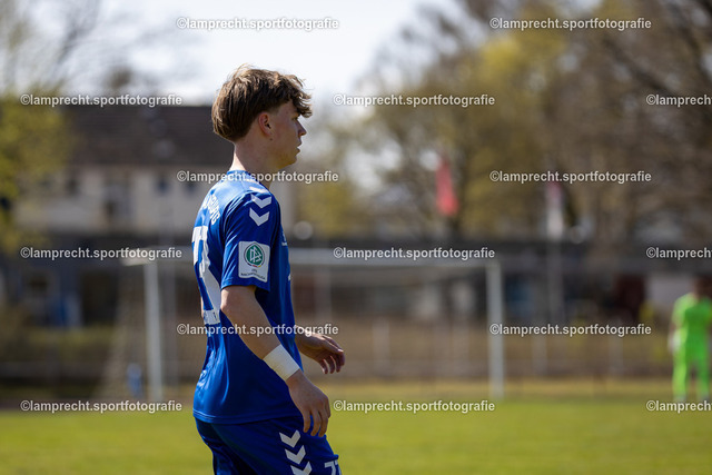 Fußball I Junioren I Saison 2025-2026 I DFB-Nachwuchsliga I 8. Spieltag I JFV Lübeck - 1. FC Magdeburg 58 | Adrian Drews (23, 1. FC Magdeburg) - Realisiert mit Pictrs.com