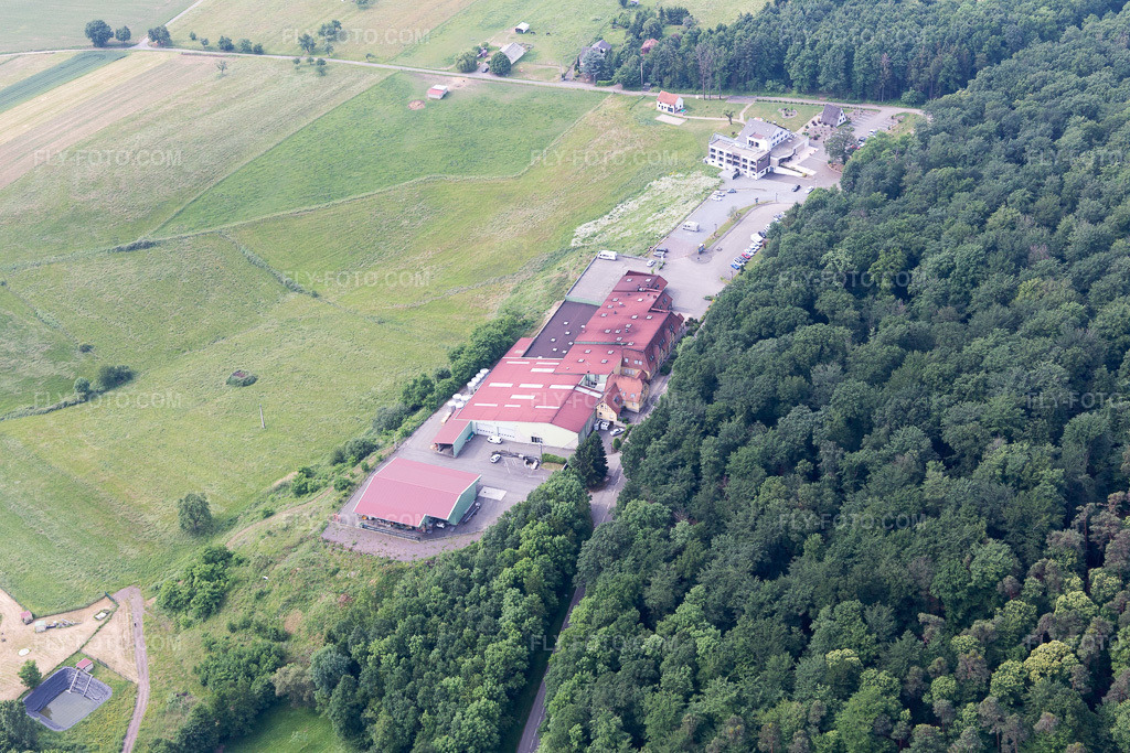 Aerial view: View of the town in Rott in the state Bas-Rhin, France.Photo: IMG_100725.jpg taken on 06/05/2017 by Werner Riehm/FLY-FOTO.comResolution of the original: 5472 x 3648 px