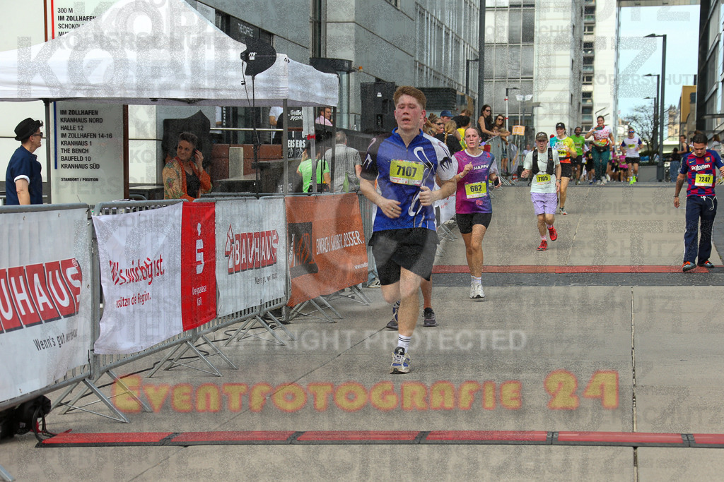 250920_1332_EX1_5362 | Sportfotografie im Rhein-Sieg Kreis, Köln, Bonn, NRW, Rheinland Pfalz, Hessen, etc. Unser Tätigkeitsfeld umfasst den Laufsport vom Volkslauf über den Marathon, Duathlon, Triathon bis zum Ultralauf wie Kölnpfad Ultra oder Schindertrail.