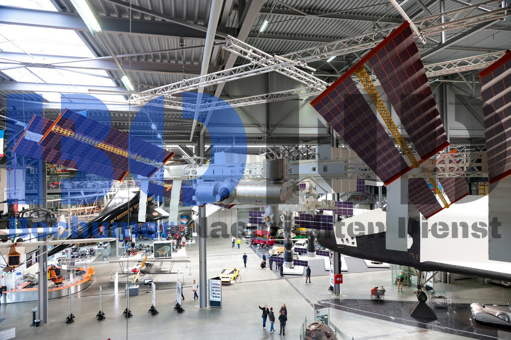  22.10.2023 - 
 | Sebastian Sendlak / Bochumer Nachrichtendienst (BOND) - Herbstfest im Eisenbahnmuseum Bochum - Realisiert mit Pictrs.com