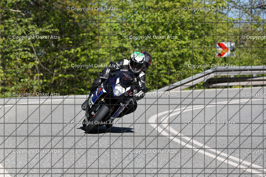 IMG_9059 | Fotograf am Kyffhäuser. Onkel Atze. Kyffhäuser Rennstrecke. Café36. Motorsportfotografie. - Realisiert mit Pictrs.com