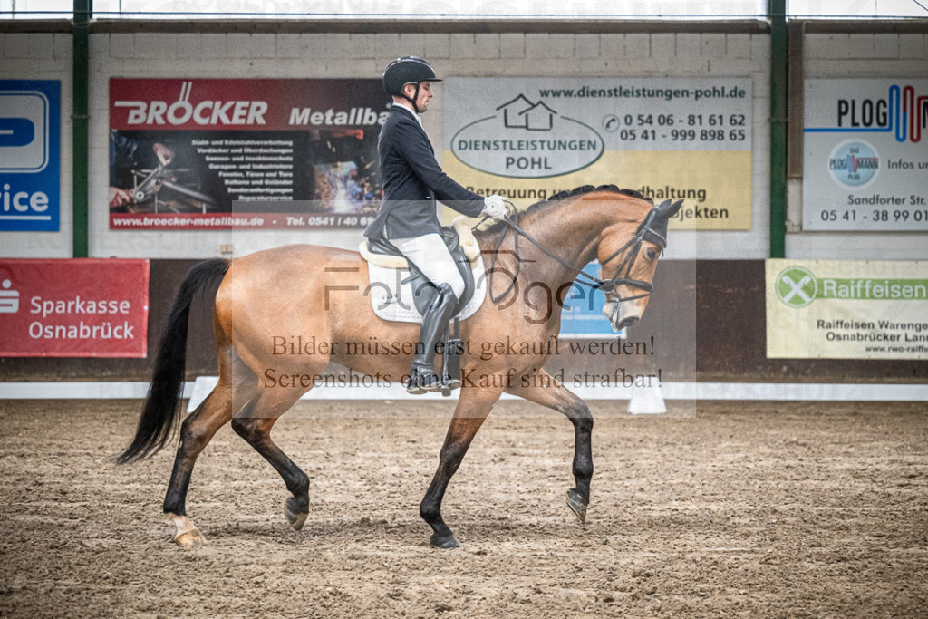 DOS_0962 | Entdecke hochwertige Reitturnierfotos von Foto Oger. Professionell, emotional und authentisch – jetzt Lieblingsmomente im Shop bestellen.Deutschlandweite Turnierfotografie. - Realisiert mit Pictrs.com
