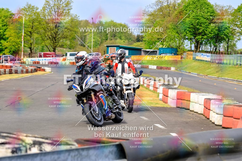 _OTO3266 | Hier findet Ihr Bilder von Touristenfahrten auf der Nürburgring Nordschleife oder von anderen Veranstaltungen die ich besucht habe. Viel Spass beim Durch Schauen 