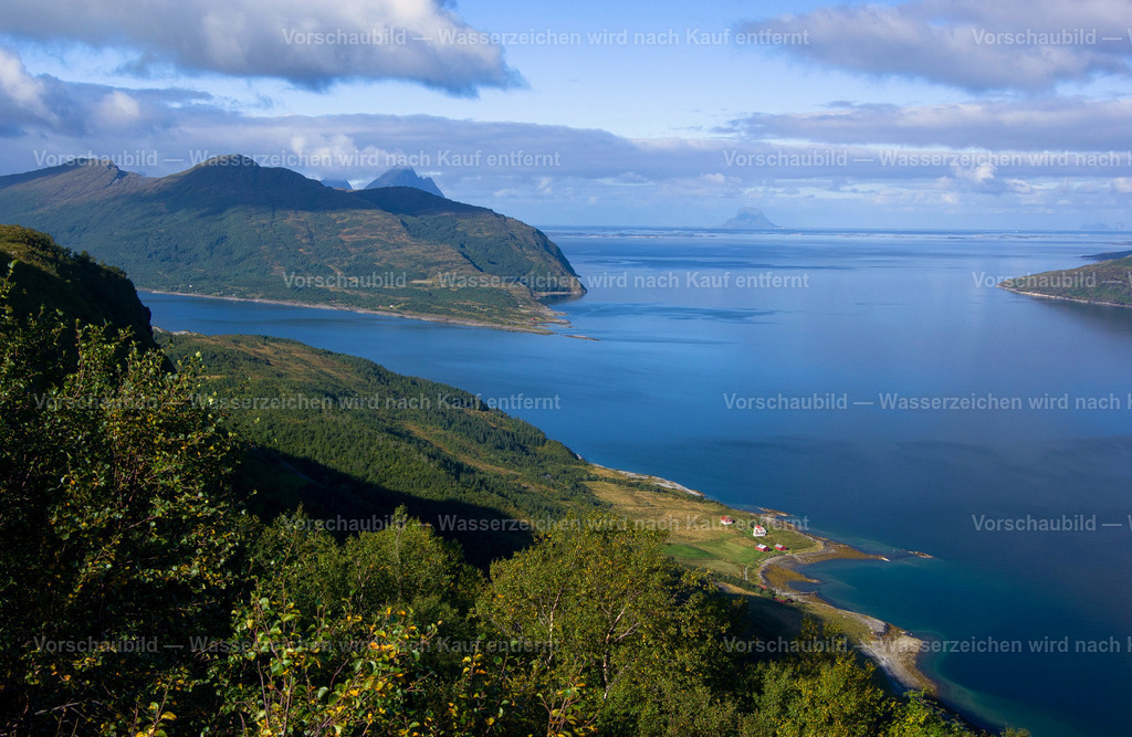 Aussicht Atlantikstraße | in Nord-Norwegen - Realisiert mit Pictrs.com