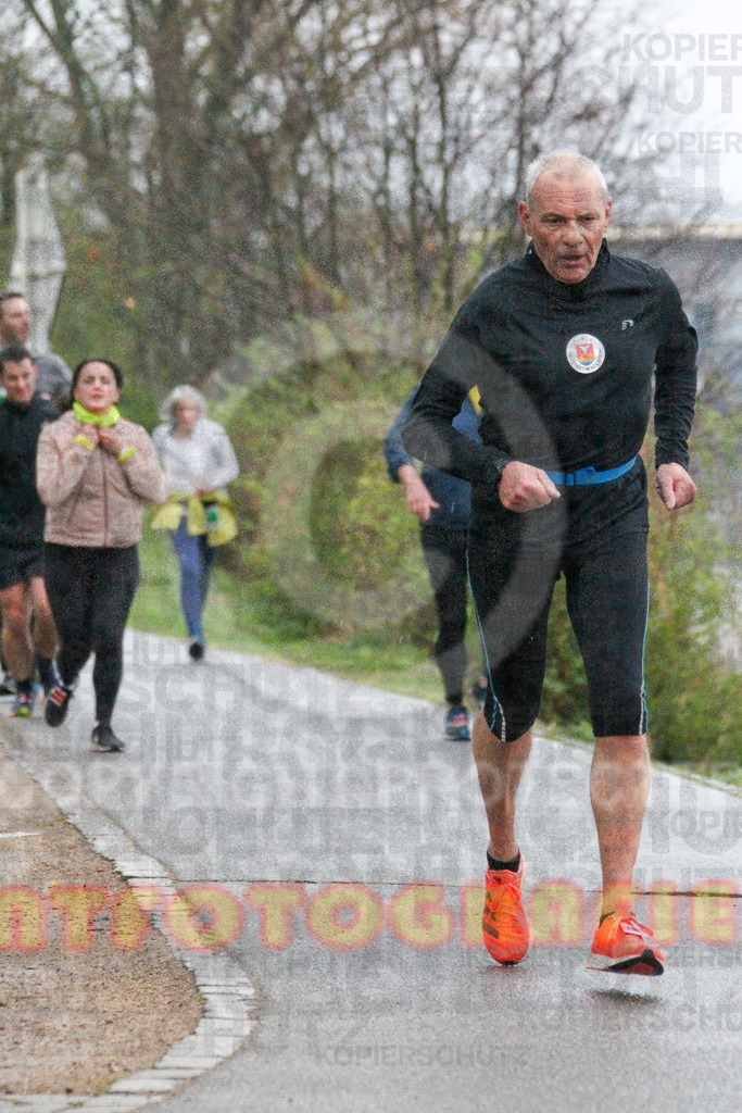 220331_1932_EV4_0111 | Sportfotografie im Rhein-Sieg Kreis, Köln, Bonn, NRW, Rheinland Pfalz, Hessen, etc. Unser Tätigkeitsfeld umfasst den Laufsport vom Volkslauf über den Marathon, Duathlon, Triathon bis zum Ultralauf wie Kölnpfad Ultra oder Schindertrail.