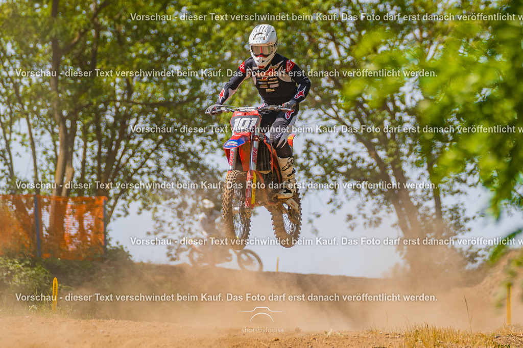 07_05_BernauerSchleife-6738 | Sportfotografin aus Berlin-Brandenburg mit Fokus auf Motocross. Ich halte deine sportliche Leistung und echte Emotionen auf und neben der Strecke professionell fest. Entdecke die Fotos von deinem Rennen und bestelle sie direkt hier im Shop.