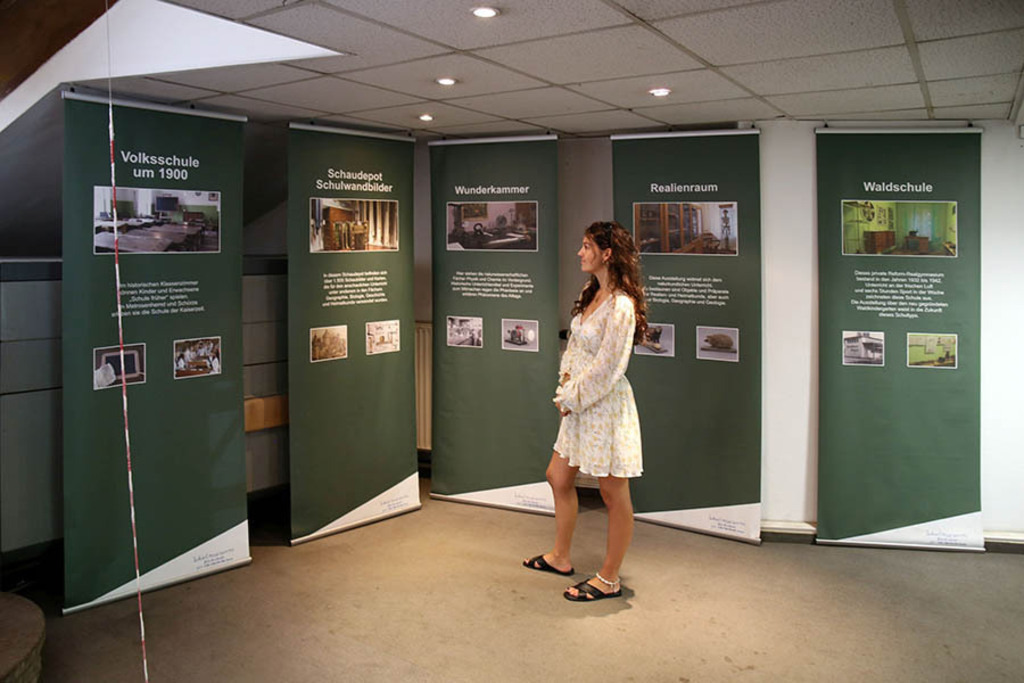 Foto: Leipzig - Schulmuseum | Das Team hinter BILDLEXIKON LEIPZIG bündelt historische wie aktuelle Informationen über die Stadt Leipzig in Text und Bild auf einer Plattform und stellt diese der interessierten Öffentlichkeit zur Verfügung.