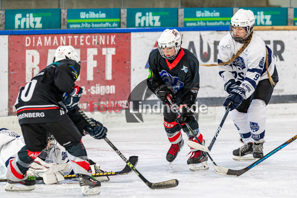 TSV Peißenberg Miners vs EV Lindau | Eishockey BEV U15 Landesliga 2023/2024, TSV Peißenberg Miners vs EV Lindau,
,
2024-03-02 in Peiting (Eisstadion)

Copyright: WolfgangxLindner