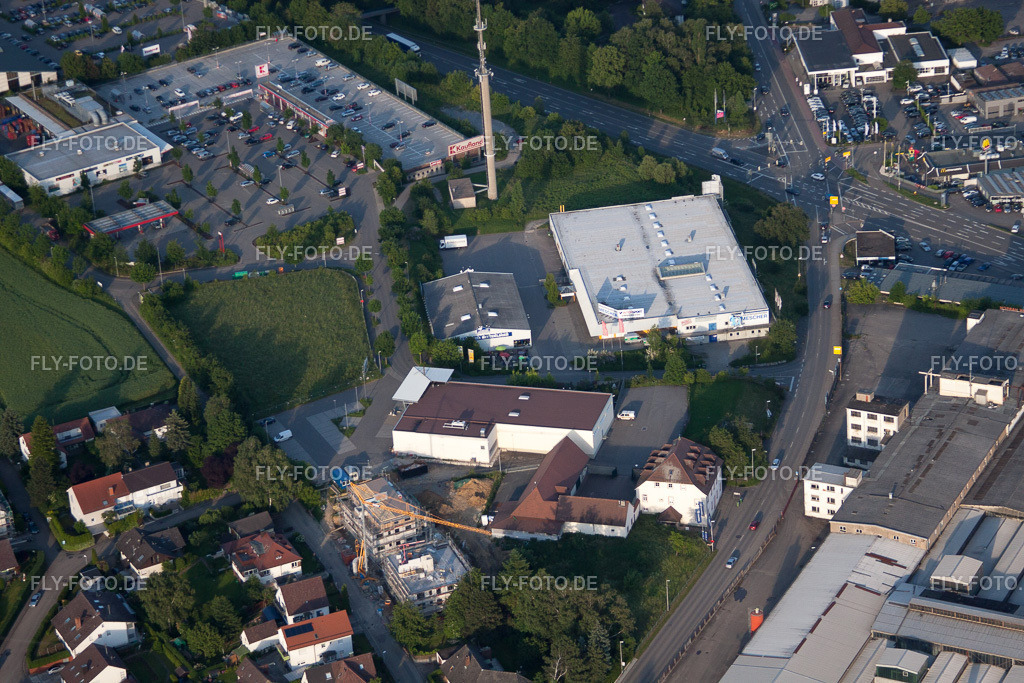 JYSK, Fressnapf | Luftbild: JYSK, Fressnapf im Ortsteil Diedelsheim in Bretten im Bundesland Baden-Württemberg in Deutschland. Foto: IMG_57804.jpg vom 14.06.2013 durch Werner Riehm/FLY-FOTO.de - Realisiert mit Pictrs.com