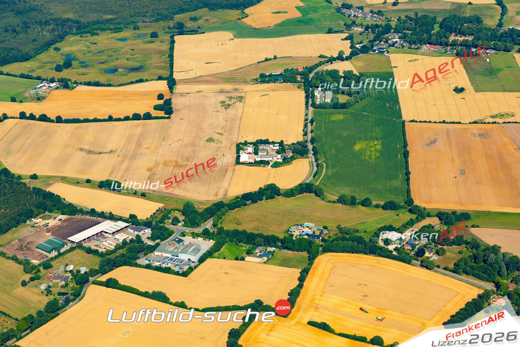 Das Luftbild der Stadt Altenholz wurde 2022 vom Flugzeug heraus erstellt (keine Drohnen-Aufnahmen) Aufnahmehöhe ca.450 Meter- hohe Bildauflösung und Druck-Qualität. Garantiert!