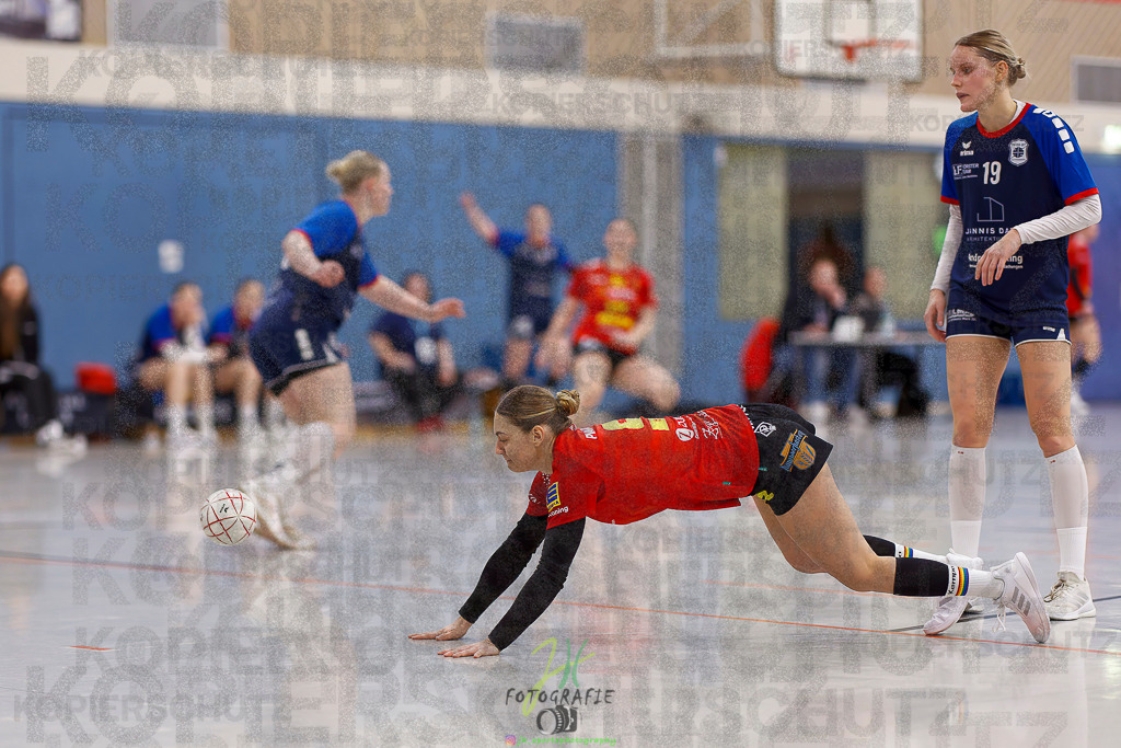 Frauen Regionalliga (HHV); HSG Wettenberg - TV Hüttenberg | Frauen Regionalliga (HHV); HSG Wettenberg - TV Hüttenberg am 06.12.2025 in Launsbach (Wettenberg) (Halle GS Launsbach (Wettenberg))Photo © 2025 - Jörg Heinrich - Realisiert mit Pictrs.com