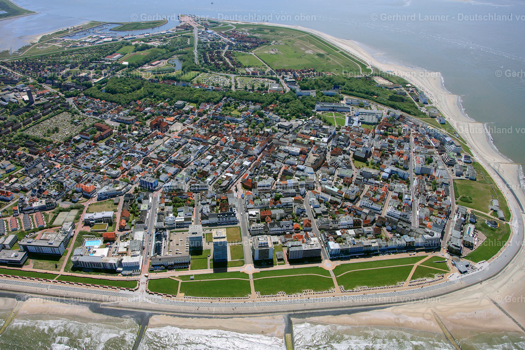 3090237 | NORDERNEY 2010 Stadtzentrum im Innenstadtbereich in Norderney im Bundesland Niedersachsen, Deutschland. // The city center in the downtown area in Norderney in the state Lower Saxony, Germany. Foto: Gerhard Launer