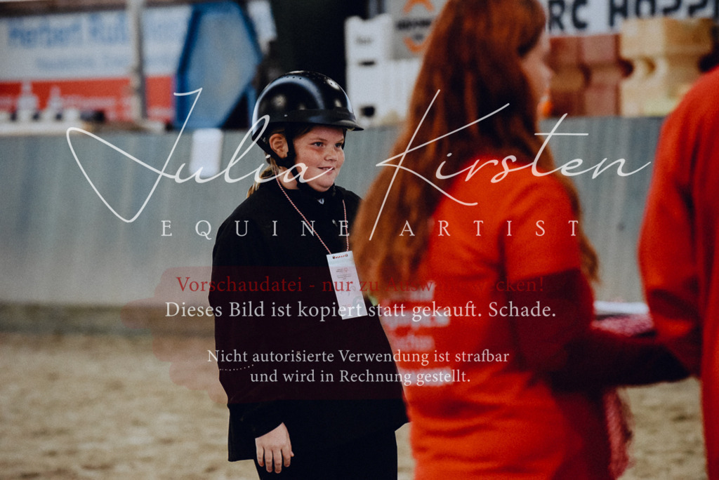 DSC_7043 | Pferde- und Turnierfotografie in Westsachsen. Pferdeportraits, Auftragszeichnungen und intuitive Kunst.