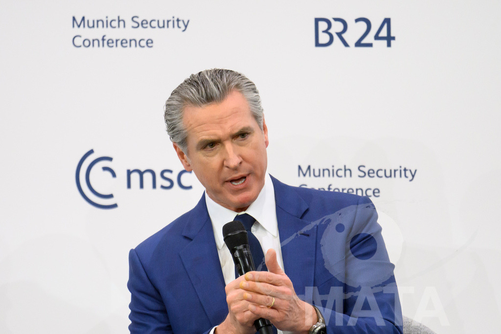 _DWA6249 | MATA IndoCon - Realisiert mit Pictrs.com