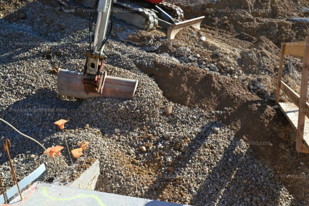 bib-lg02-erdarbeiten-0172 | Nach LV-Leistungsgruppen sortierte Detailfotos über den Bau eines Hauses. Alle Hausbau-Bilder direkt vom Urheber und Autor der Website Haus-Selber-Bauen.com
