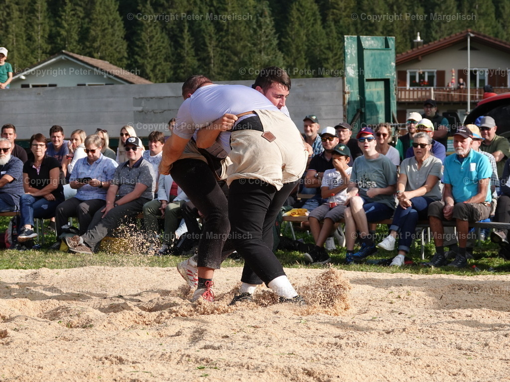DSC05812 | Schwingen - Realisiert mit Pictrs.com