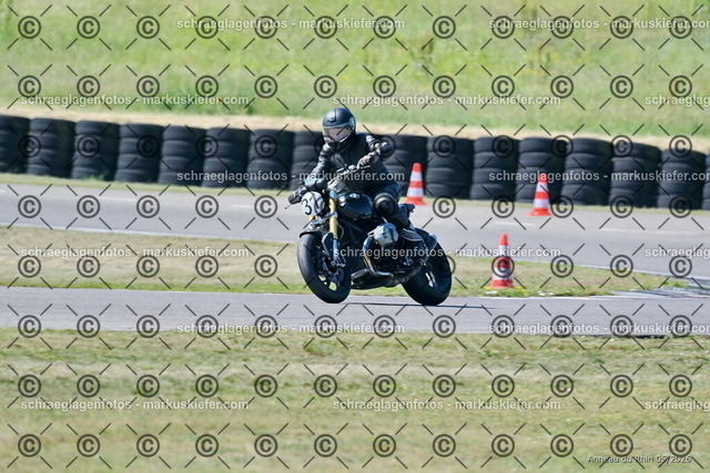26BT01-0561 | 031 - Realisiert mit Pictrs.com