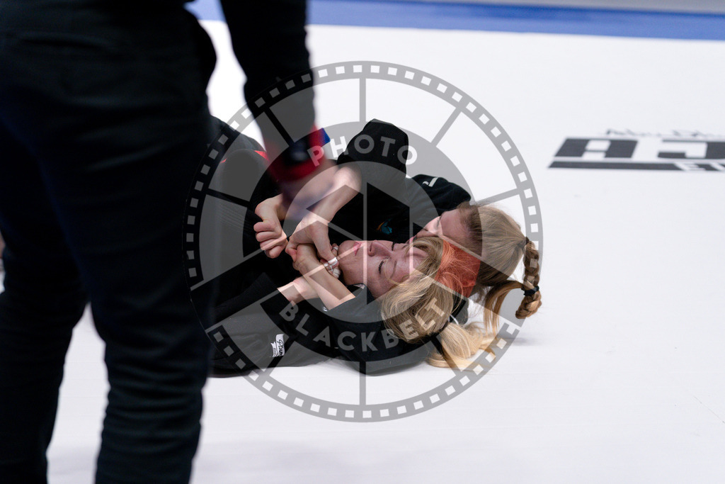 20241013PBB2151 | Athletes compete during the AJP Tour Europe Continental Jiu-Jitsu Amateurs & Masters Championship on October 13, 2024 in Almere near Amsterdam, Netherlands. © Chiara Dazi / photoblackbelt