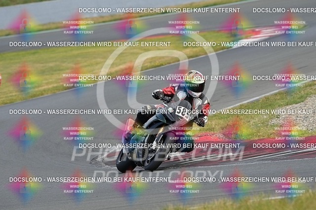 2025_09_01_PBK_42675 | Sportfotografie; SlowMotion; Video; Rennstrecke; Hafeneger; RSE; Speer; Trackday; Motorsportarena; Hockenheimring; Brno; Most; Barcelona; Valencia, Benny; Kaetzmer;