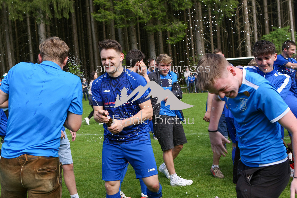 993T7191 | Medien- Sport- Entertainmentfotos