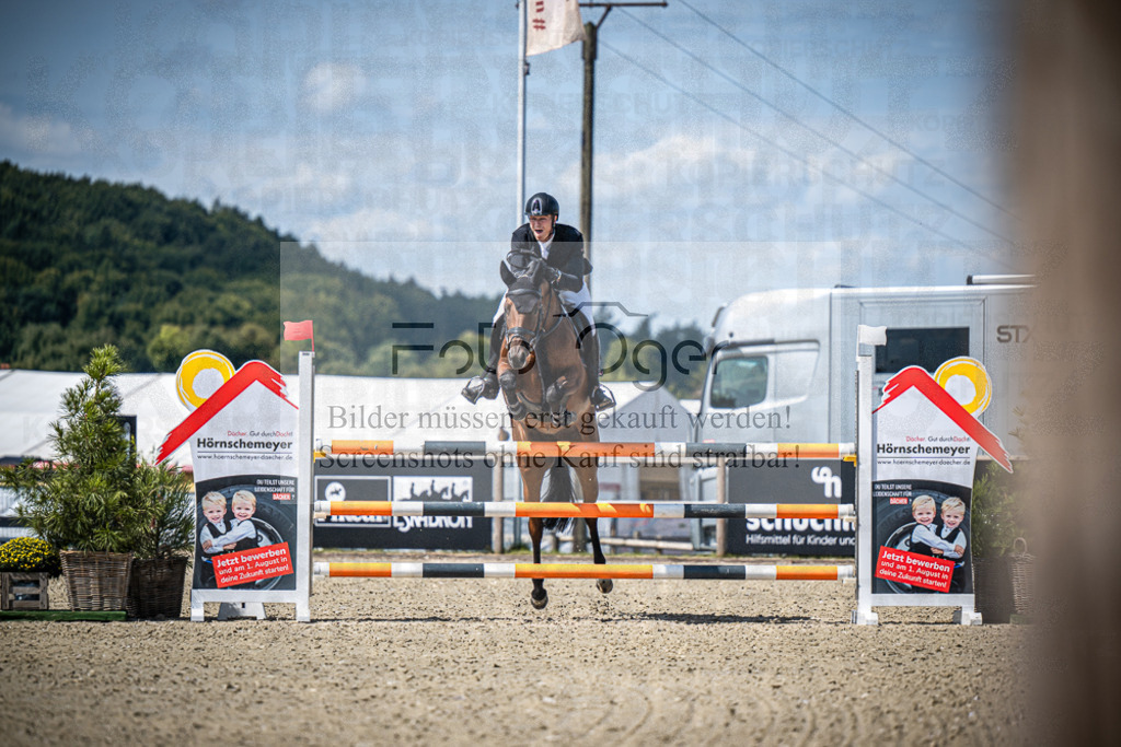 DOS_2997 | Entdecke hochwertige Reitturnierfotos von Foto Oger. Professionell, emotional und authentisch – jetzt Lieblingsmomente im Shop bestellen.Deutschlandweite Turnierfotografie. - Realisiert mit Pictrs.com
