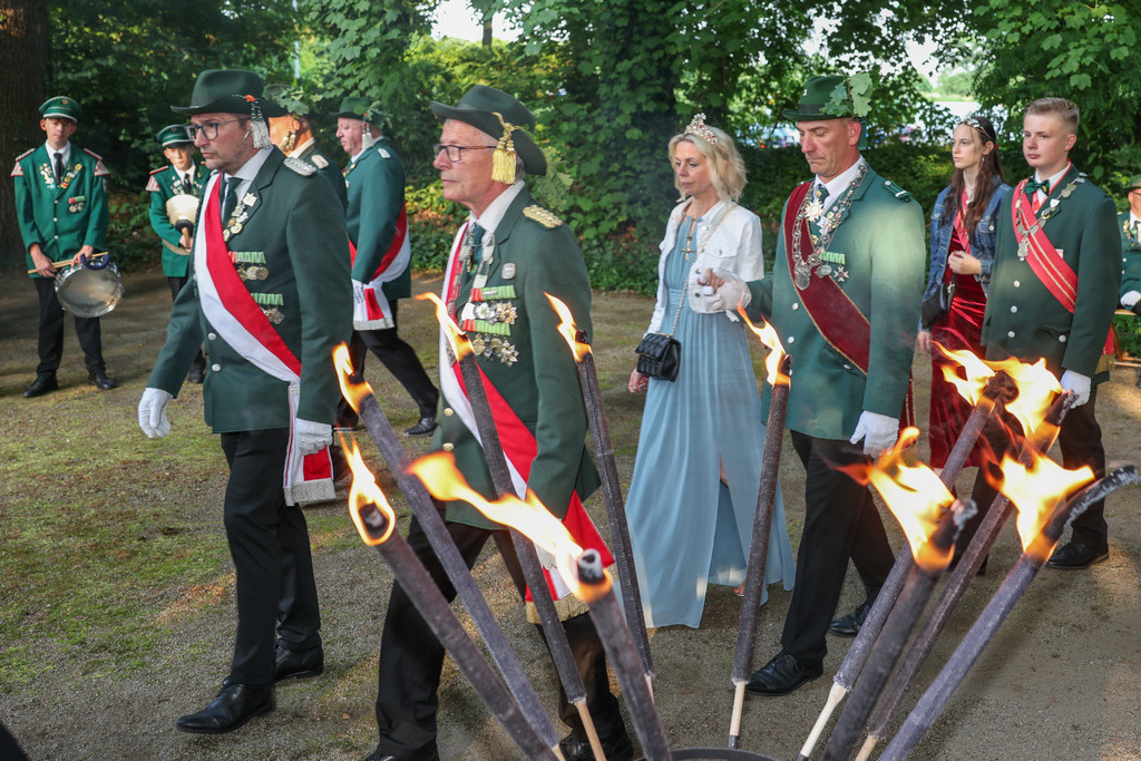 top-top.de-250530-092 | Foto, Video, Fotografie, Videografie, Fotobox, DJ, Discjockey, Musik, Musikbox, Veranstaltung, Photobooth, Amazon, Ebay, Buchtipp, Bestseller, Autor, Verlag, Buch, Wesel, Hamminkeln, NRW, Dinslaken, Rees, Drohne, Hochzeit, Party, Fotobox, Wesel, Fotograf