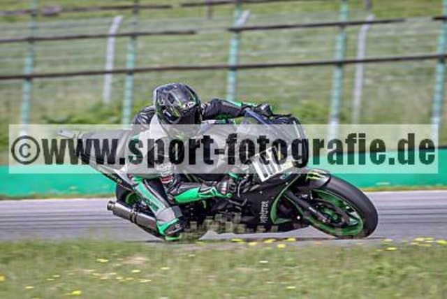 pube1991 | Professionelle Fotos von Sportveranstaltungen, aber auch Hochzeiten und anderen Events. - Realisiert mit Pictrs.com