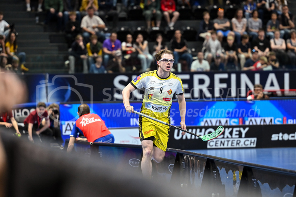 Zug United - HC Rychenberg - 25. April 2026 | Kimo Oesch (#9 HC Rychenberg Winterthur) am L-UPL Superfinal-Spiel zwischen Zug United und HC Rychenberg am 25. April 2026 in der BCF Arena, Fribourg, Schweiz.Bild: Sportfotografie Markus Aeschimann | www.markus-aeschimann.ch - Realisiert mit Pictrs.com