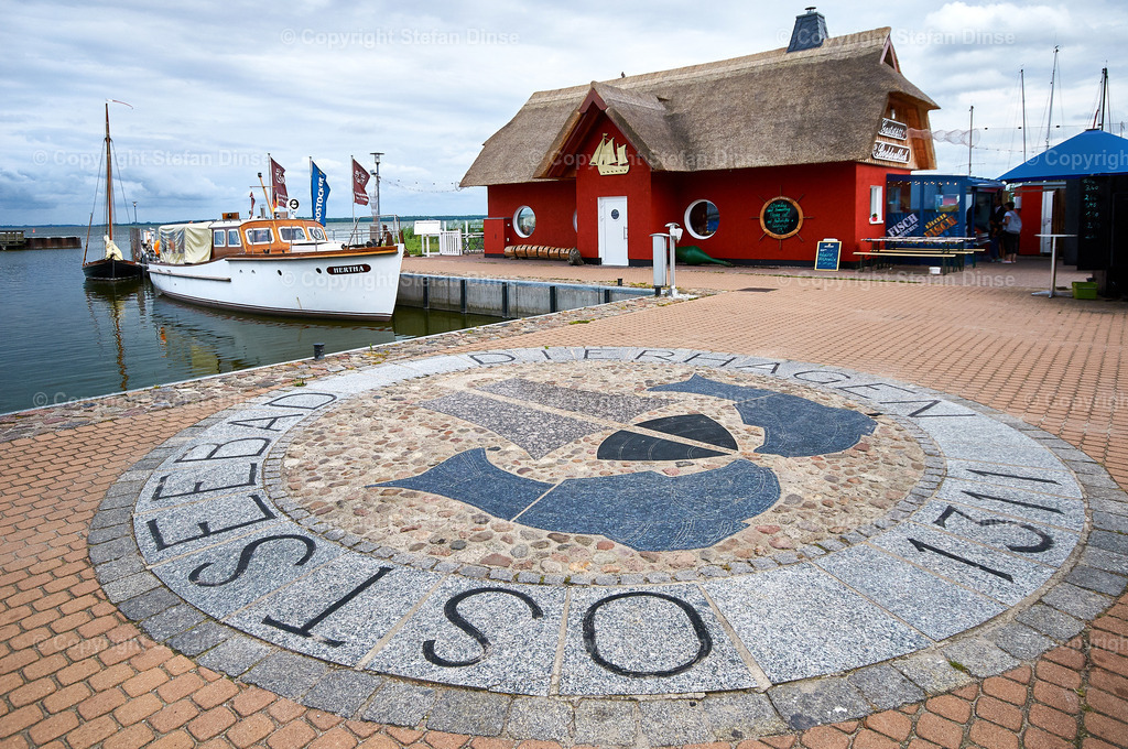 Hafen am Bodden von Dierhagen | Hafen von Dierhagen auf Fischland Darss Zingst - Realisiert mit Pictrs.com