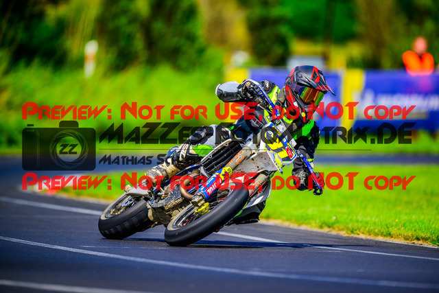 MaZZes_FotoMatrix_240714_6007705_8002 | S2