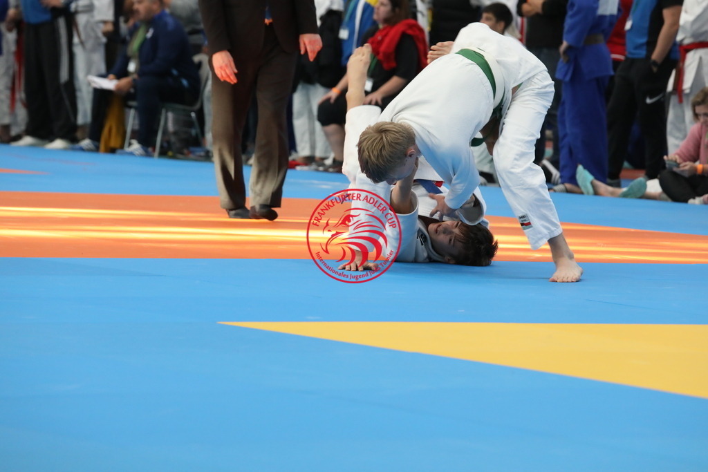 1J7A2317 | Fotos vom Adler Cup - Pictures from Adler Cup

Hier findet Ihr alle Eindrücke und großen Momente der Adler Cup Wochenenden. Here you will find all impressions and great moments of the Adler Cup weekends. - Realisiert mit Pictrs.com