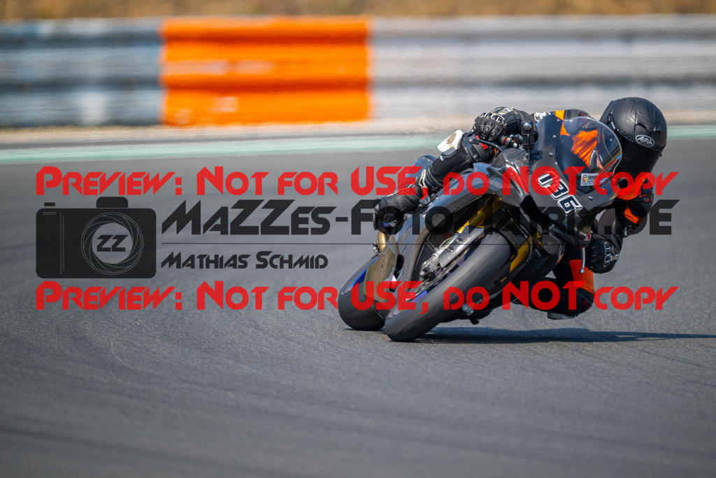 MaZZes-Fotomatrix-20260805-526085 | OPEN