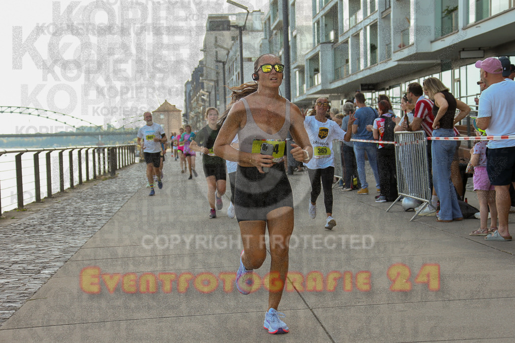 250920_1448_EX1_7638 | Sportfotografie im Rhein-Sieg Kreis, Köln, Bonn, NRW, Rheinland Pfalz, Hessen, etc. Unser Tätigkeitsfeld umfasst den Laufsport vom Volkslauf über den Marathon, Duathlon, Triathon bis zum Ultralauf wie Kölnpfad Ultra oder Schindertrail.
