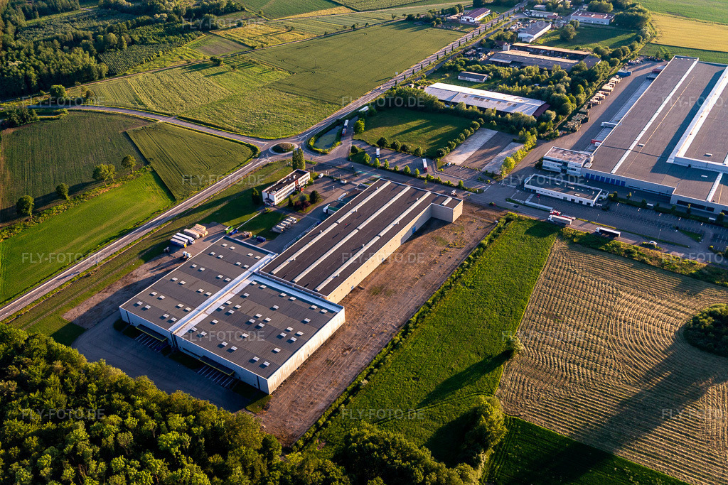 Luftbild: Daimler AG in Hatten im Bundesland Bas-Rhin in Frankreich. Foto: IMG_115519.jpg vom 16.06.2019 durch Werner Riehm/FLY-FOTO.de