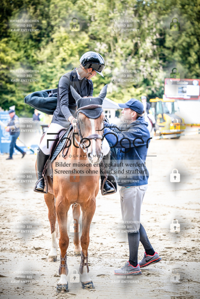 2026-09---Waldhof-11-0011 | Entdecke hochwertige Reitturnierfotos von Foto Oger. Professionell, emotional und authentisch – jetzt Lieblingsmomente im Shop bestellen.Deutschlandweite Turnierfotografie. - Realisiert mit Pictrs.com