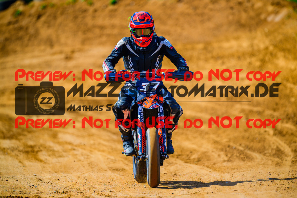 MaZZes_FotoMatrix_240511_6007705_1409 | S4