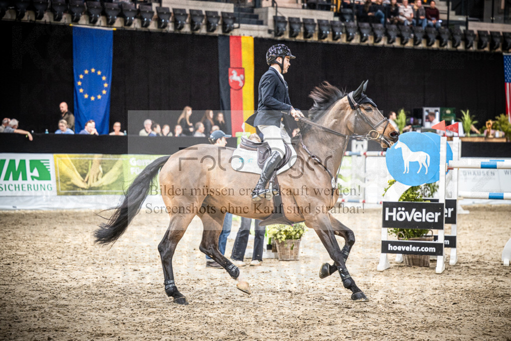 DOS_0603 | Entdecke hochwertige Reitturnierfotos von Foto Oger. Professionell, emotional und authentisch – jetzt Lieblingsmomente im Shop bestellen.Deutschlandweite Turnierfotografie. - Realisiert mit Pictrs.com