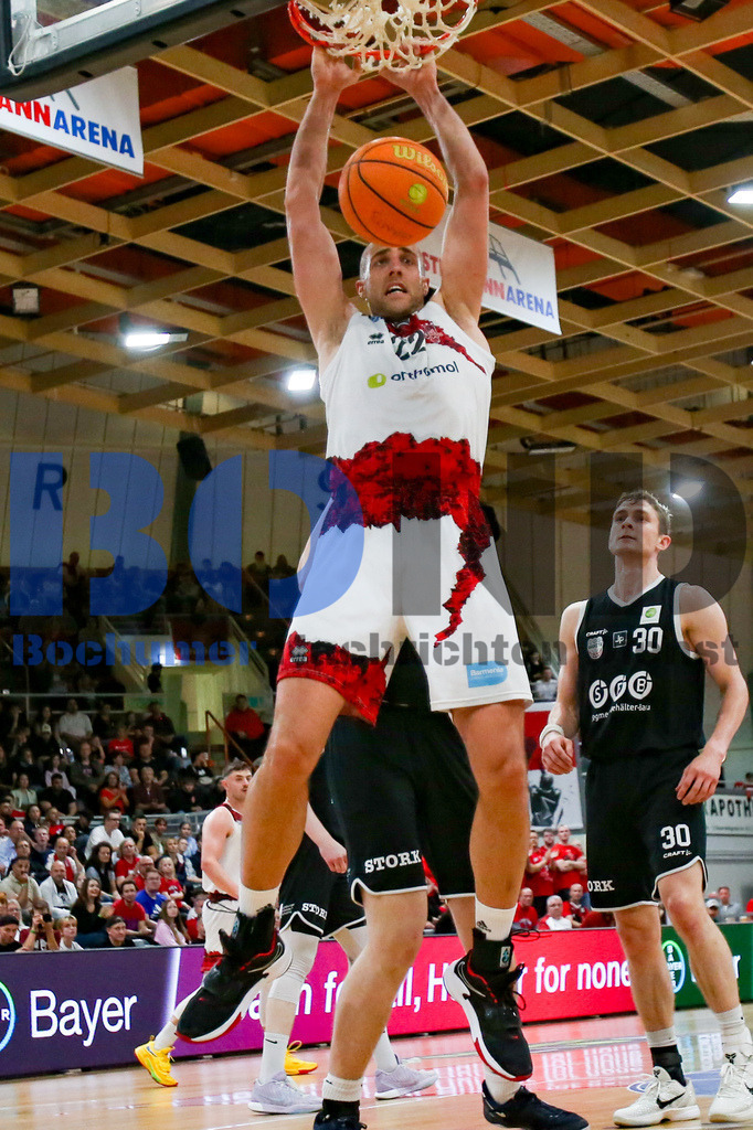 SES_LEVWOL20250525-47 | bond - Realisiert mit Pictrs.com