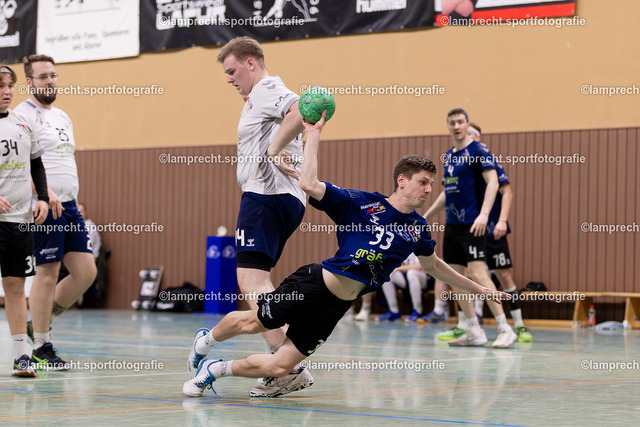 Handball I Herren I Saison 2025-2026 I SHSE Manfred-Frank-Pokal I Viertelfinale I HSG Kalkberg 06 II - HSG Kalkberg 06 068 | v.l. Rasmus Noel Oltmanns (14, HSG Kalkberg 06 II), Fabian Wudtke (33, HSG Kalkberg 06) - Realisiert mit Pictrs.com