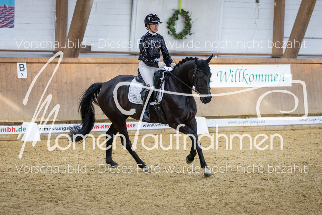 Sth-LPO25-L-Kür-143 | MomenTaufnahmen Pferdesportfotos