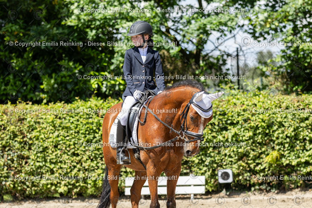 CL5A9930 | Emilia Reinking Fotografie - Realisiert mit Pictrs.com