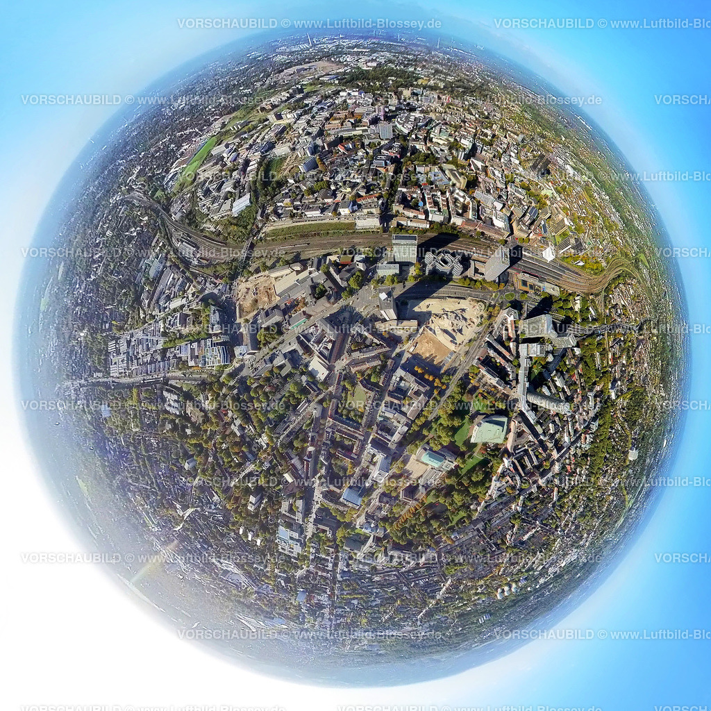 Essen221006_06_Skyline_City | Luftbild, City Skyline, Campus Essen BüroHochhäuser mit Baustellen, Essen Hauptbahnhof, Fisheye Aufnahme, Fischaugen Aufnahme, 360 Grad Aufnahme, Südviertel, Essen, Ruhrgebiet, Nordrhein-Westfalen, Deutschland