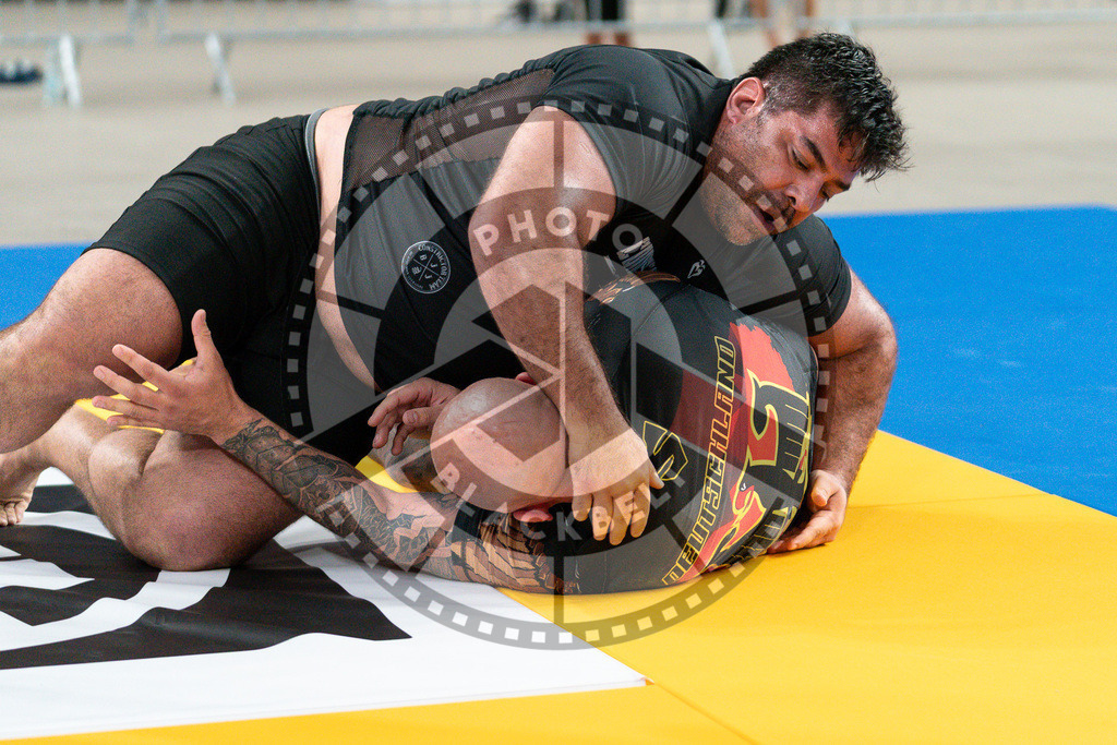20250517PBB6071 | Athletes compete during the first day of the ADCC Amateur World Championship on May 15, 2025 in Warsaw, Poland. © Chiara Dazi / photoblackbelt