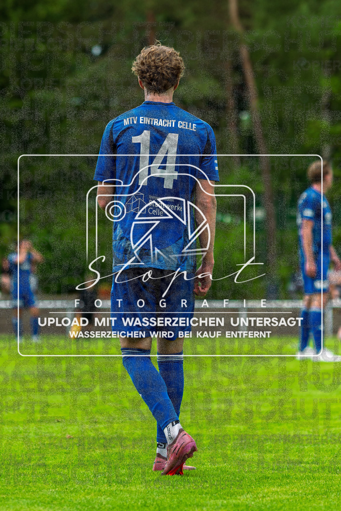 Landesliga Herren LG - TV Jahn Schneverdingen vs. MTV Eintracht Celle | Hannes Reichel (MTV Eintracht Celle #14); Landesliga Herren LG - TV Jahn Schneverdingen vs. MTV Eintracht Celle am 06.06.2026 in Osterwaldstadion, Schneverdingen - Realisiert mit Pictrs.com