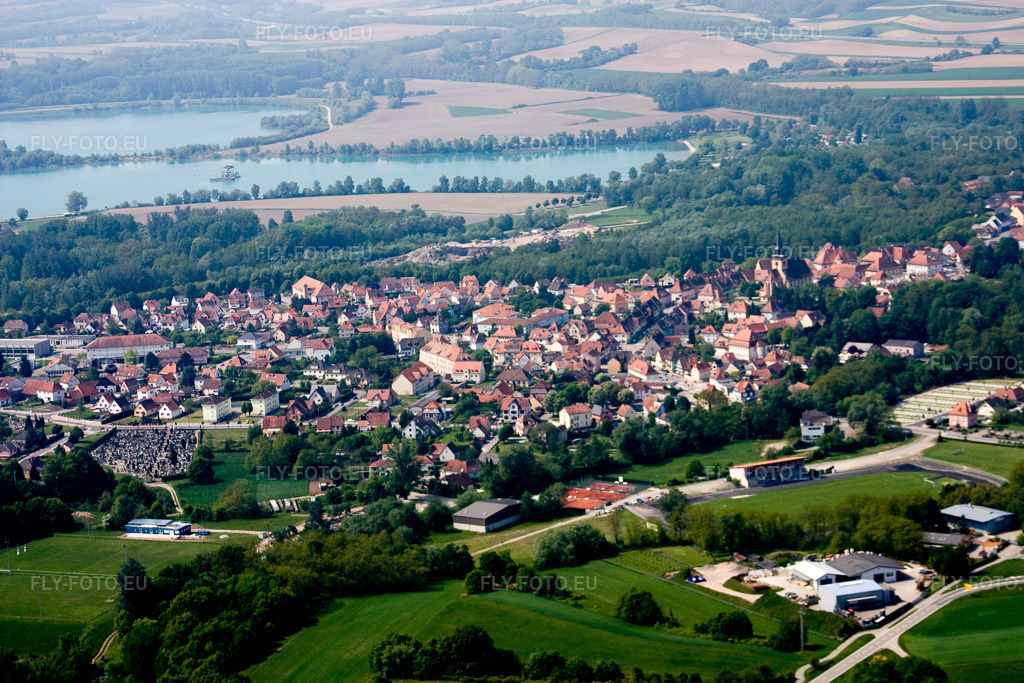 Vue aérienne: Vue de la ville à Lauterbourg dans le département Bas Rhin, France. Photo: IMG_18167.jpg prise le 03/05/2009 par Werner Riehm/FLY-FOTO.euRésolution de l'original: 4272 x 2848 px